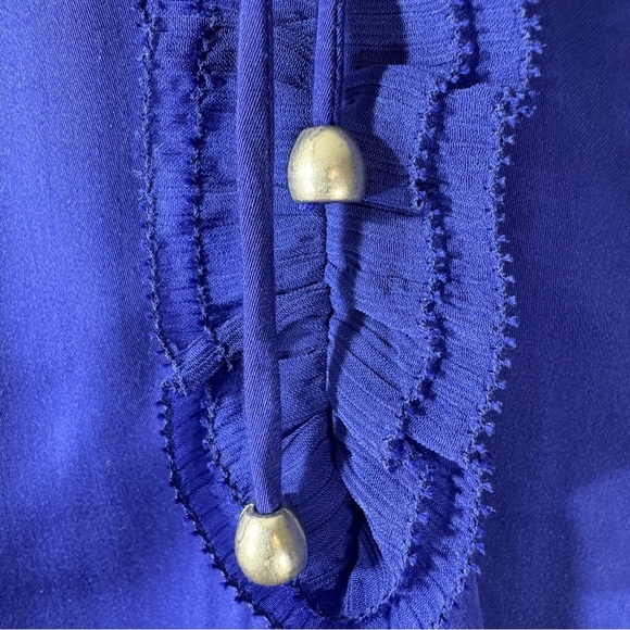 NWT Chicos Ruffle Tie Neck Pullover Blouse Royal Blue Sz  12~14 small flaw - Picture 4 of 11